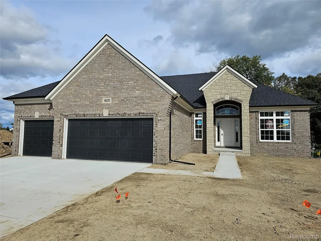 50573 Mistwood Drive Macomb Township MI 48042