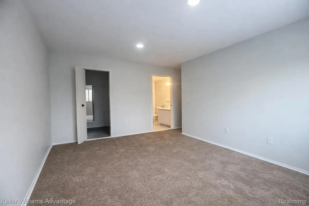 30056 W 12 Mile Road Farmington Hills City MI 48334