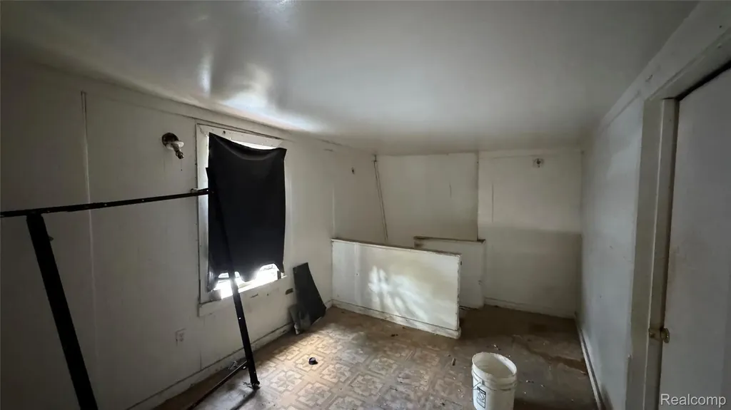 15039 Mapleridge Street Detroit City MI 48205
