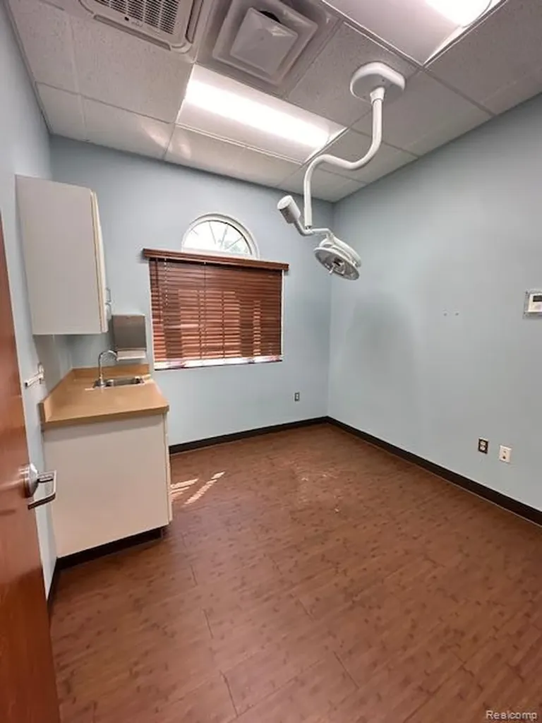 5084 Villa Linde Parkway Flint City MI 48532