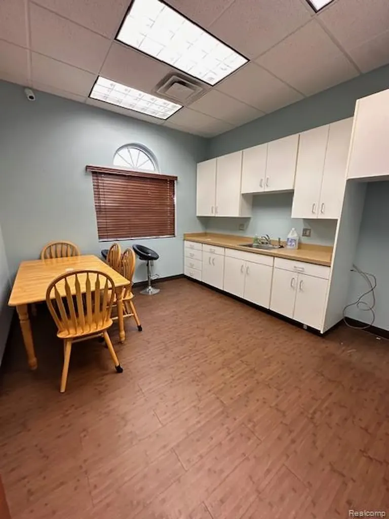5084 Villa Linde Parkway Flint City MI 48532