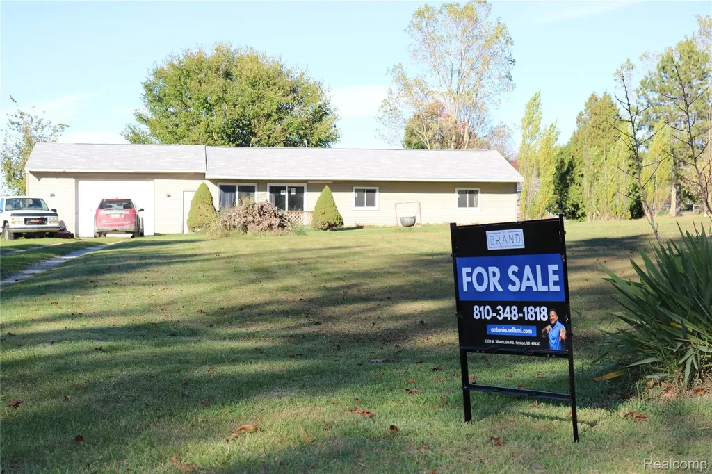 5794 Arbela Road Millington Township MI 48746