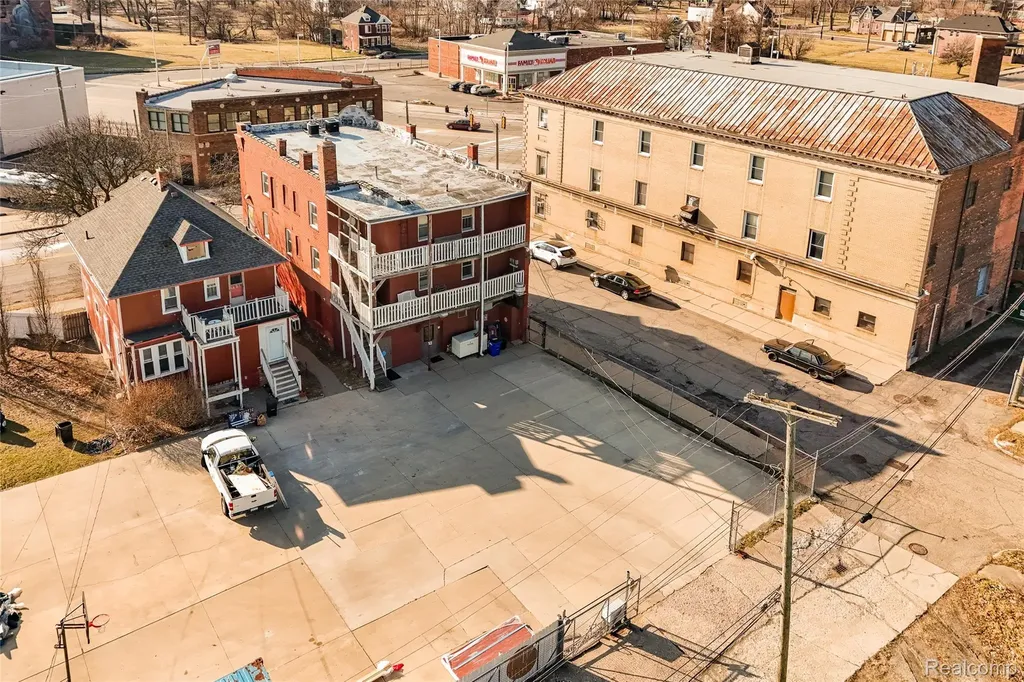 3442 Mcdougall Street Detroit City MI 48207