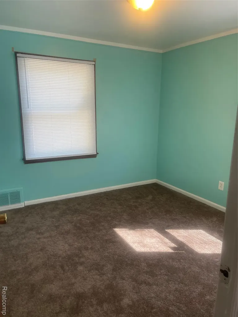1432 Corona Street Inkster City MI 48141