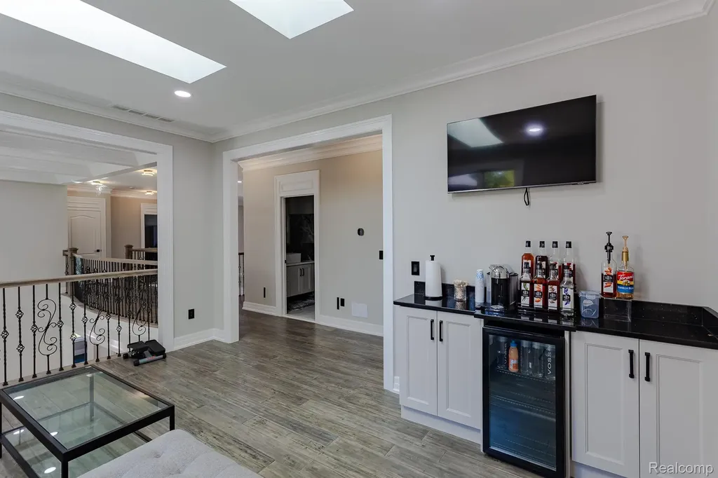 3118 Hickory Lawn Road Rochester Hills City MI 48307
