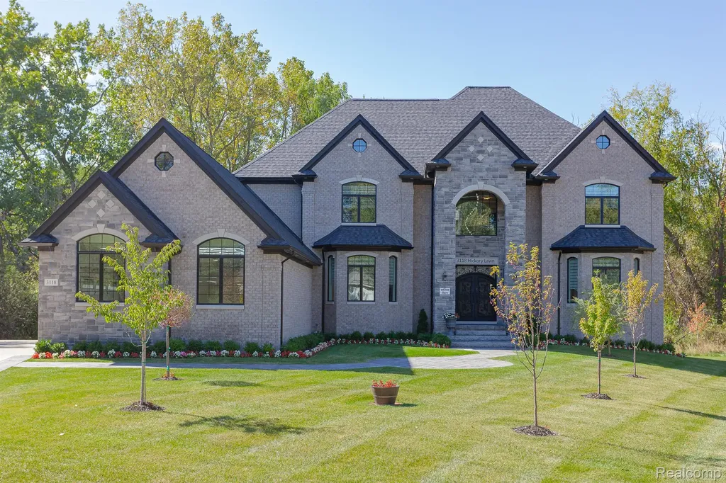 3118 Hickory Lawn Road Rochester Hills City MI 48307