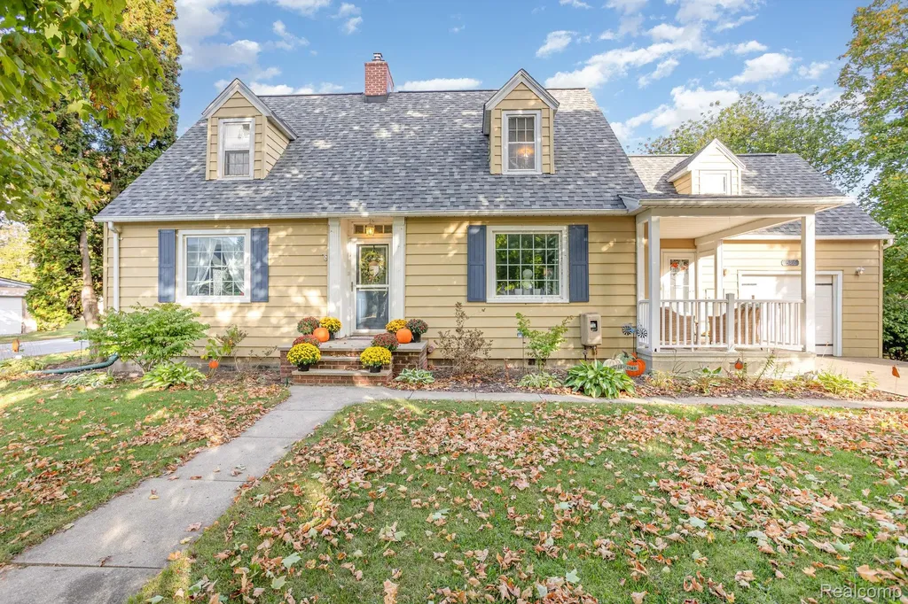 425 S 5th Street Sebewaing Township MI 48759