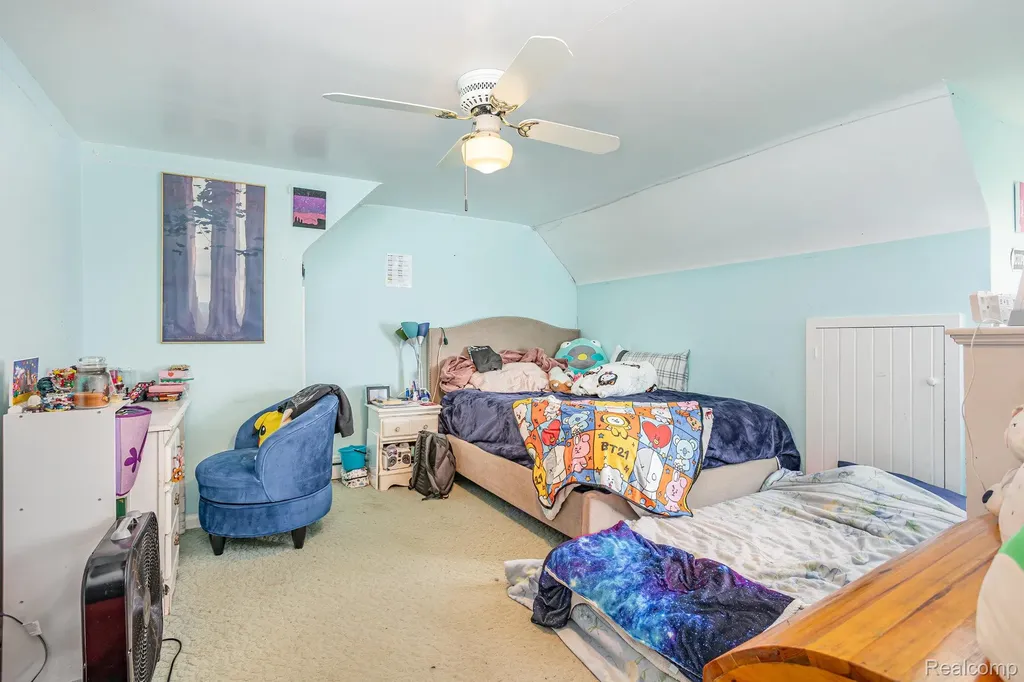 425 S 5th Street Sebewaing Township MI 48759