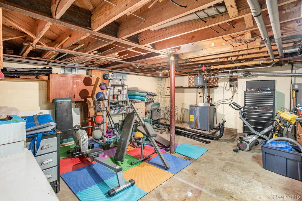 425 S 5th Street Sebewaing Township MI 48759