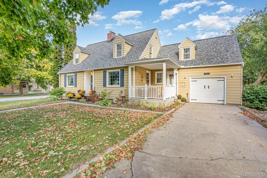425 S 5th Street Sebewaing Township MI 48759