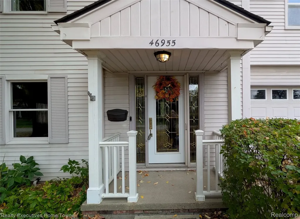 46955 Shiloh Way Shelby Charter Township MI 48317