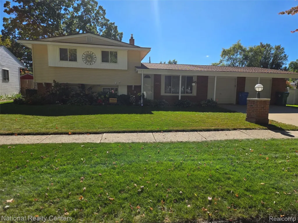 8723 Ringwood Drive Commerce Charter Township MI 48382