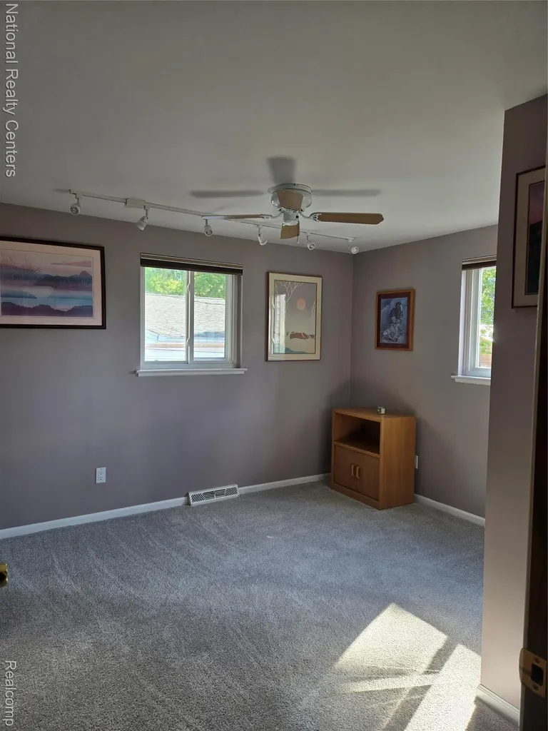 8723 Ringwood Drive Commerce Charter Township MI 48382
