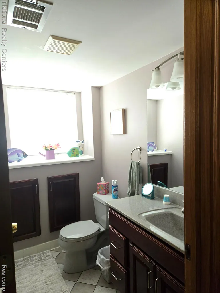 8723 Ringwood Drive Commerce Charter Township MI 48382