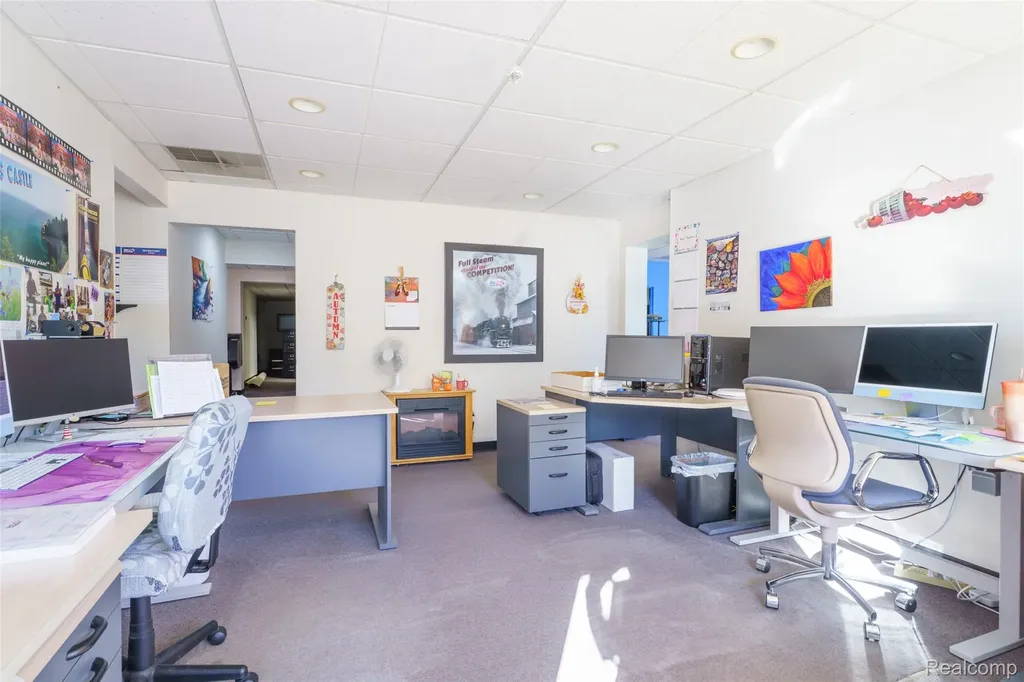 7475 Grand River Road Brighton City MI 48114