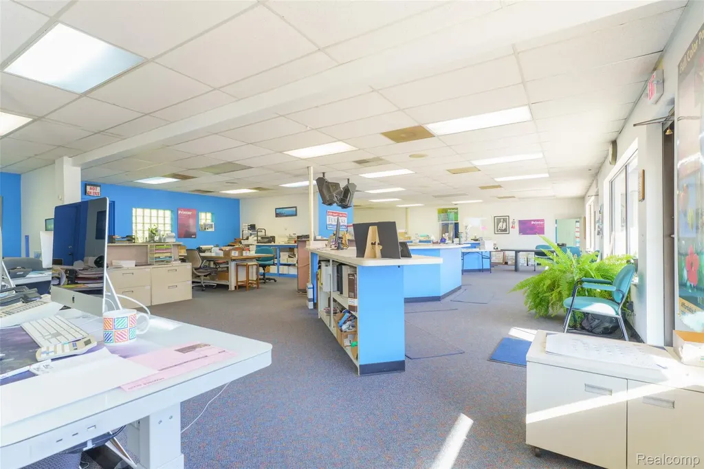 7475 Grand River Road Brighton City MI 48114