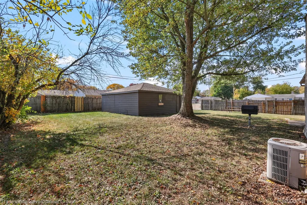 30455 Cherry Avenue Romulus City MI 48174