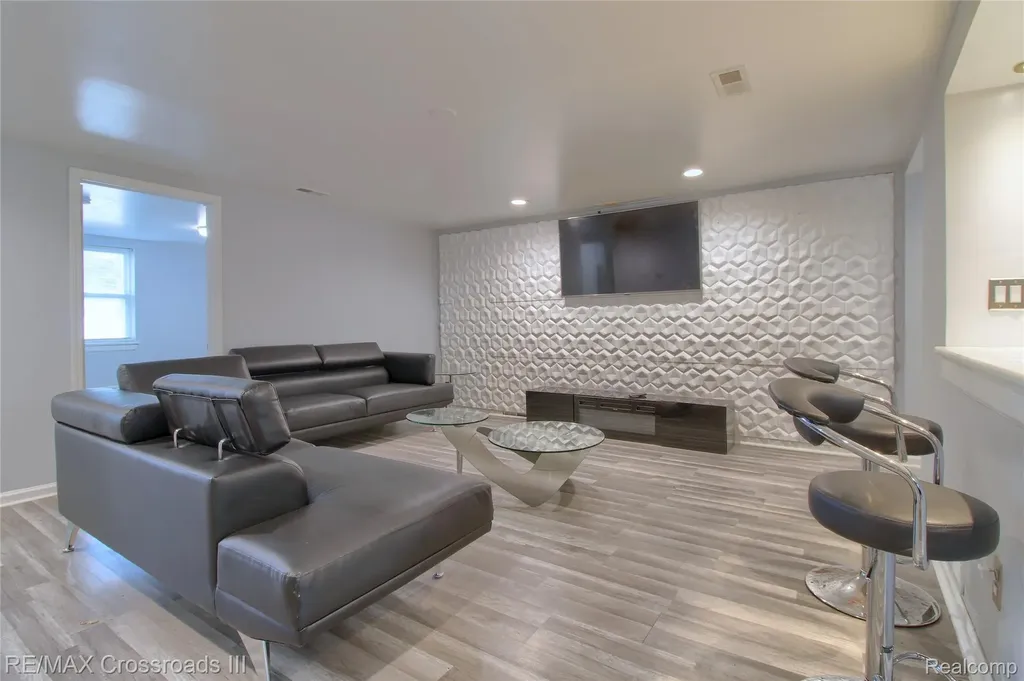 43216 N Bemis Road E Van Buren Charter Township MI 48111