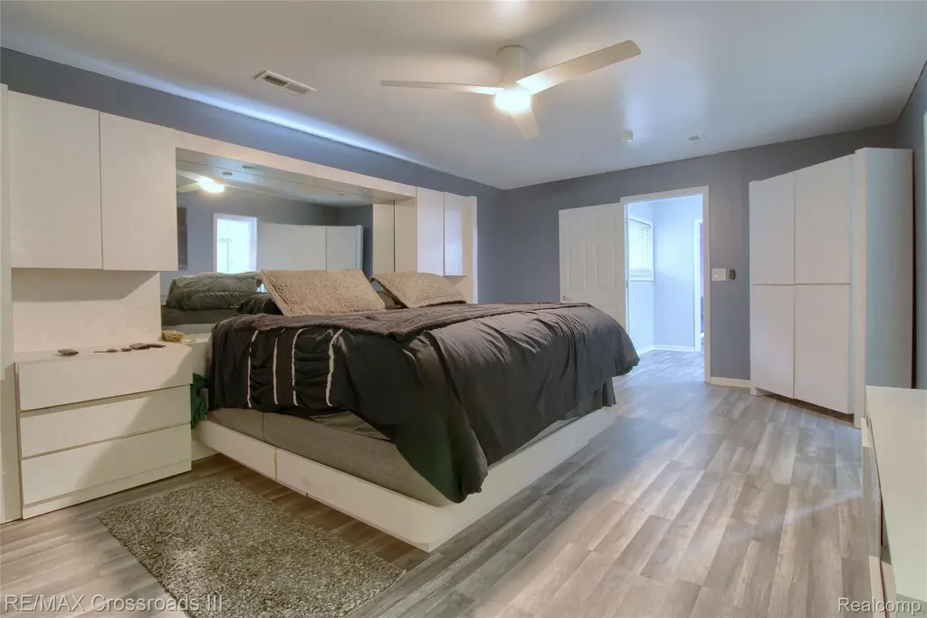 43216 N Bemis Road E Van Buren Charter Township MI 48111