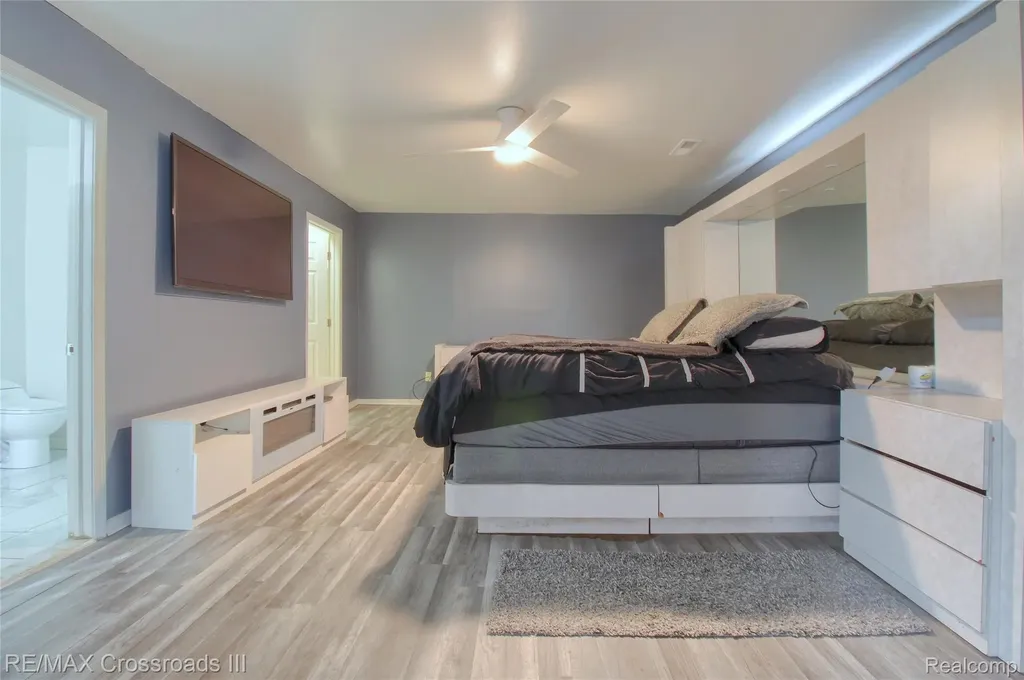 43216 N Bemis Road E Van Buren Charter Township MI 48111