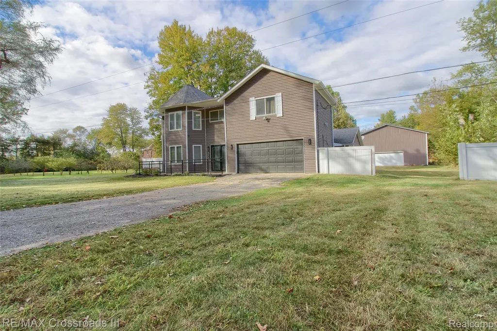 43216 N Bemis Road E Van Buren Charter Township MI 48111