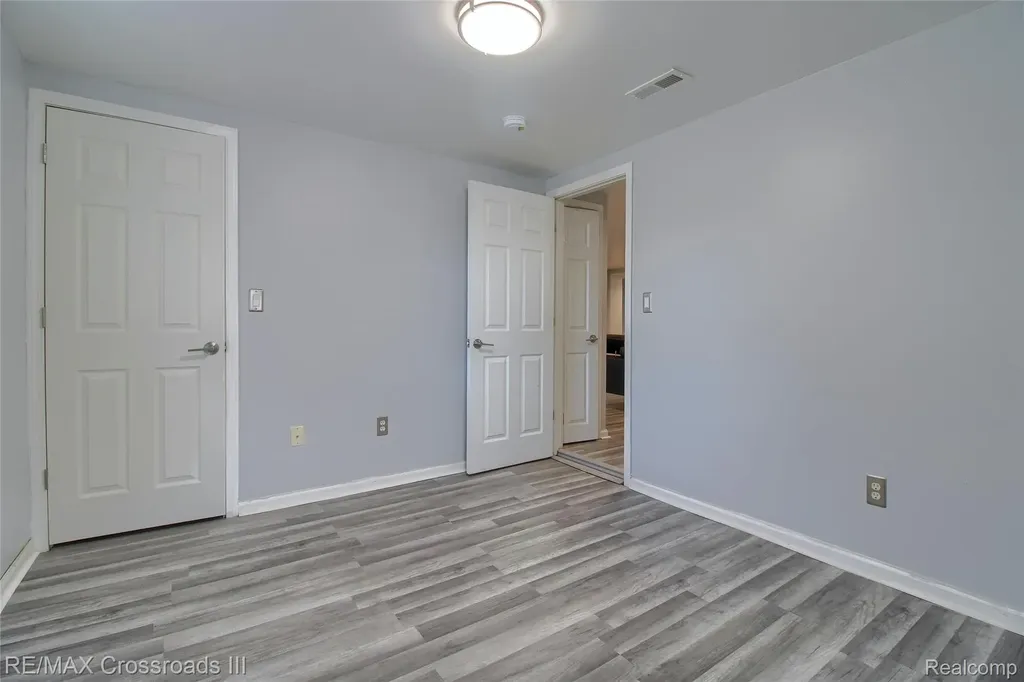 43216 N Bemis Road E Van Buren Charter Township MI 48111