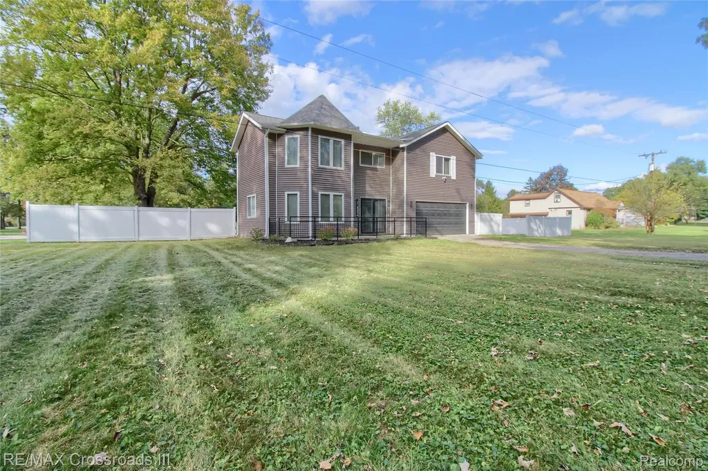 43216 N Bemis Road E Van Buren Charter Township MI 48111