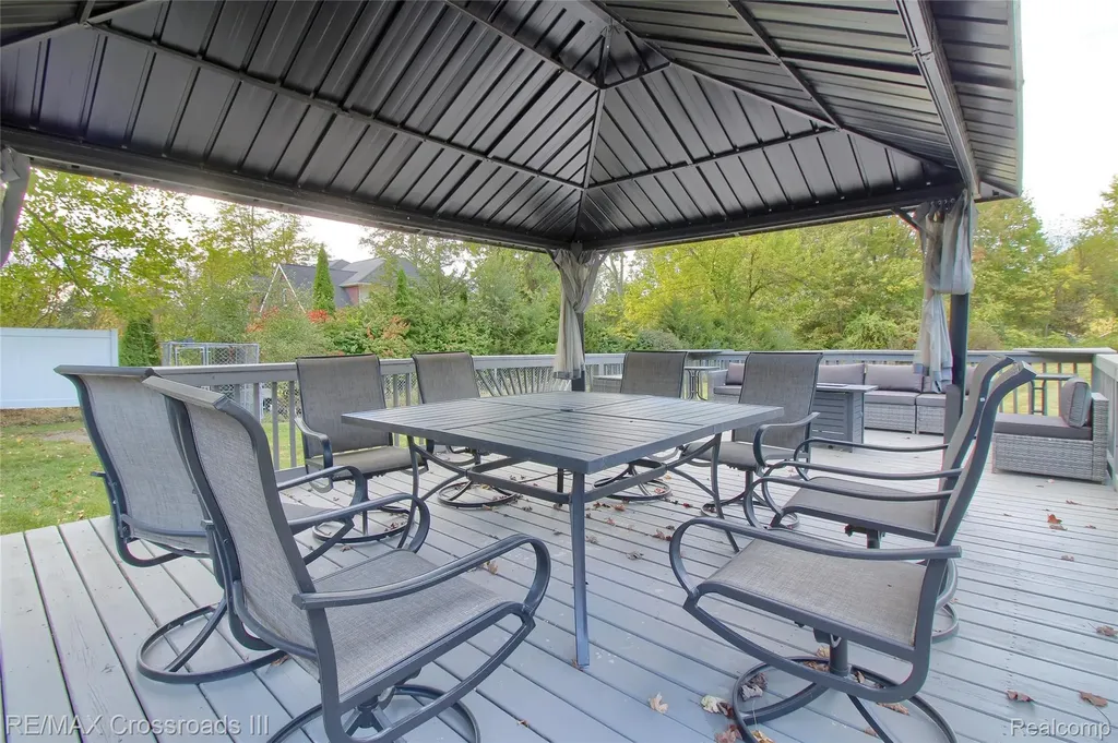 43216 N Bemis Road E Van Buren Charter Township MI 48111