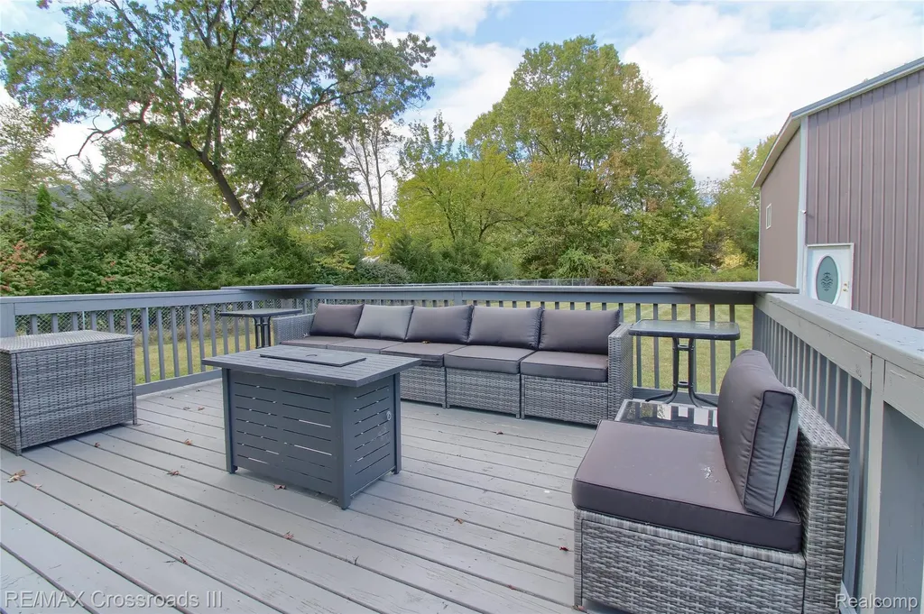43216 N Bemis Road E Van Buren Charter Township MI 48111