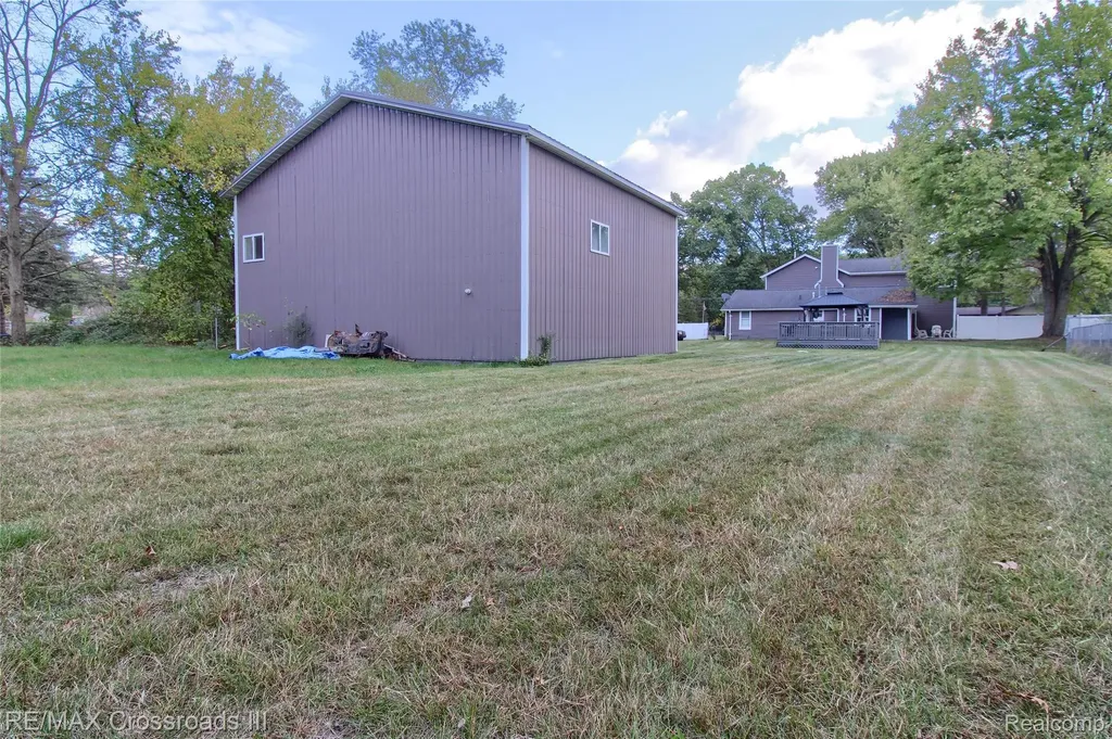 43216 N Bemis Road E Van Buren Charter Township MI 48111