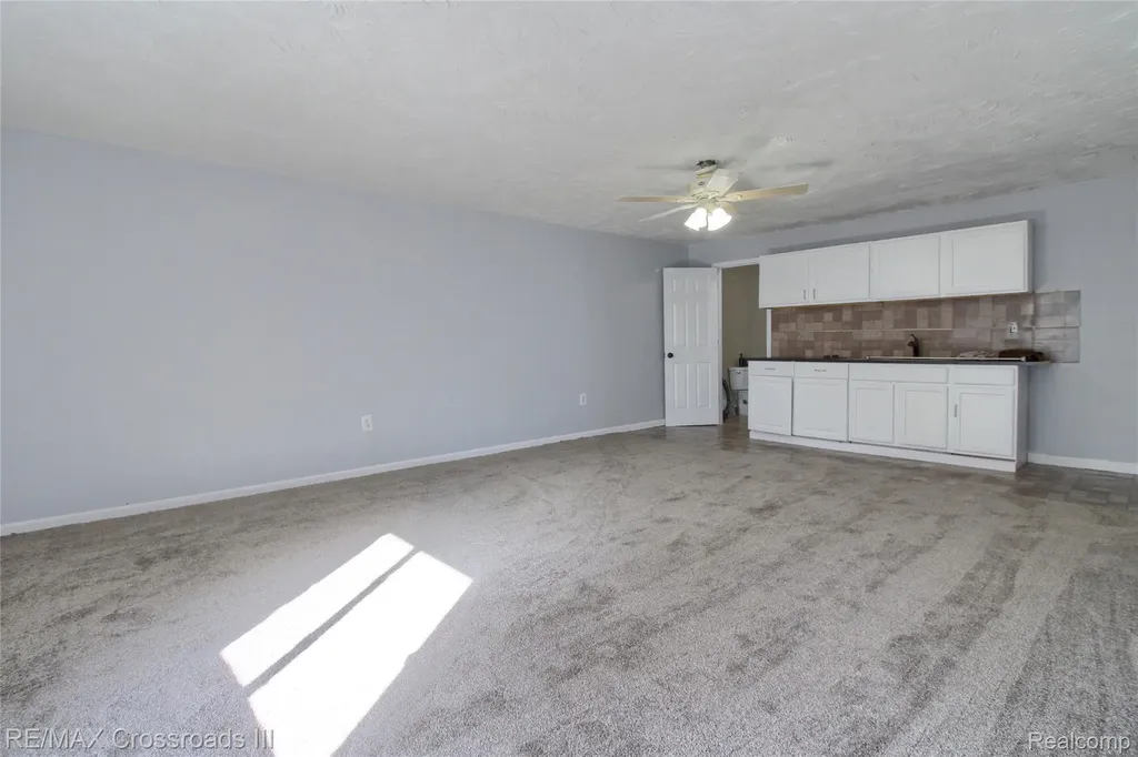 43216 N Bemis Road E Van Buren Charter Township MI 48111
