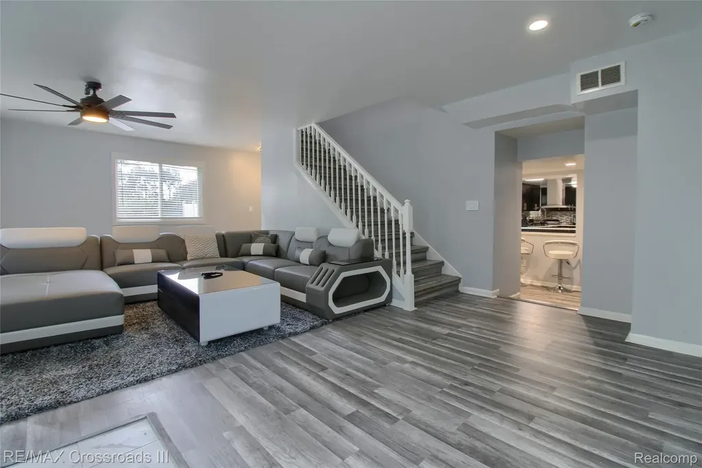 43216 N Bemis Road E Van Buren Charter Township MI 48111