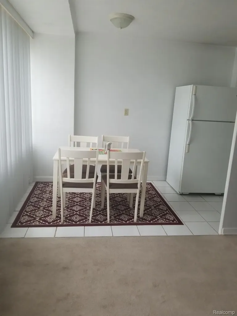 8900 E Jefferson Avenue Detroit City MI 48214