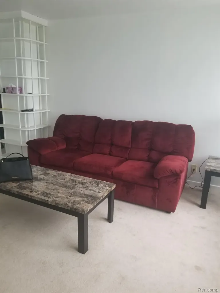 8900 E Jefferson Avenue Detroit City MI 48214