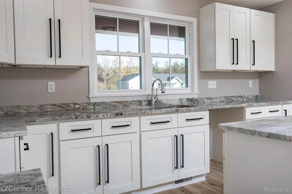 2047 Edward Lane East Kimball Township MI 48074