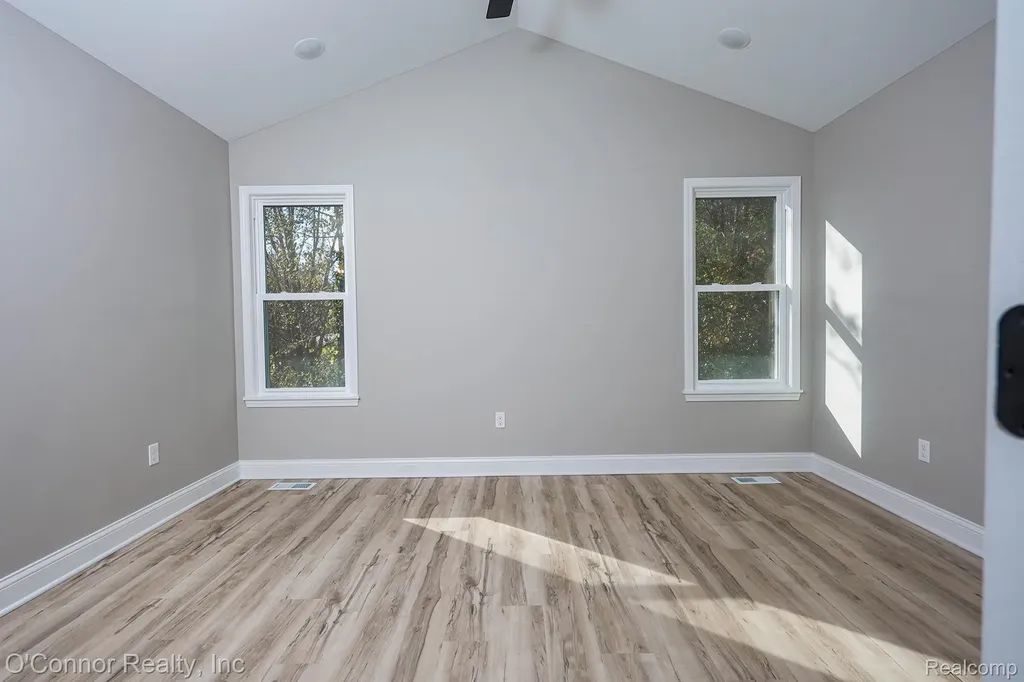 2047 Edward Lane East Kimball Township MI 48074