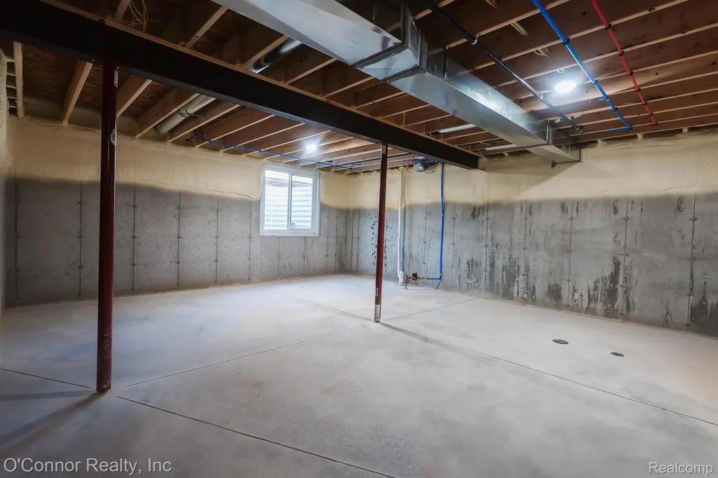 2047 Edward Lane East Kimball Township MI 48074
