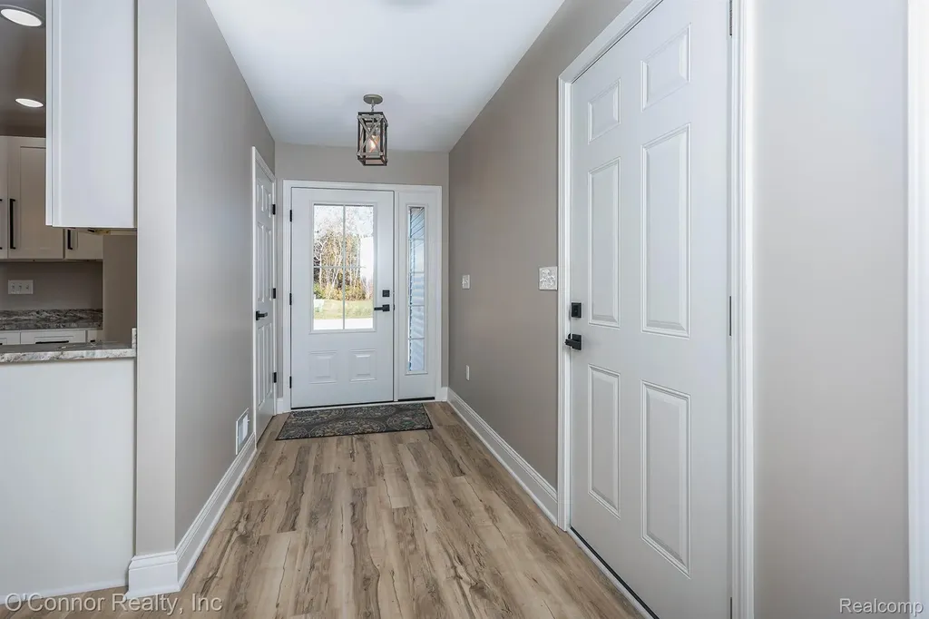 2047 Edward Lane East Kimball Township MI 48074