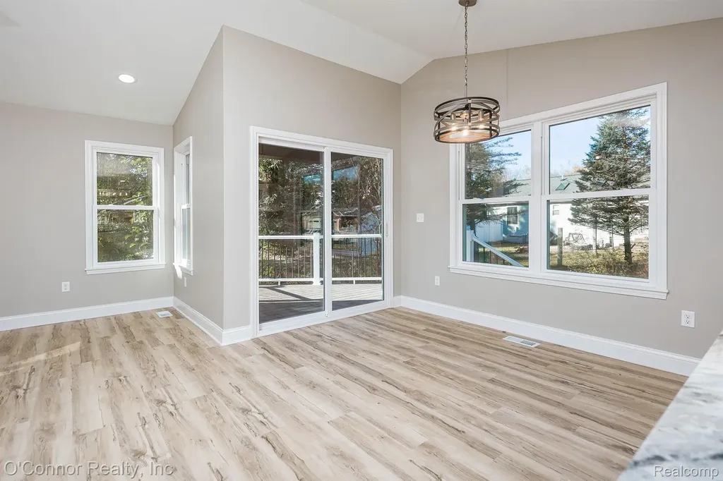 2047 Edward Lane East Kimball Township MI 48074