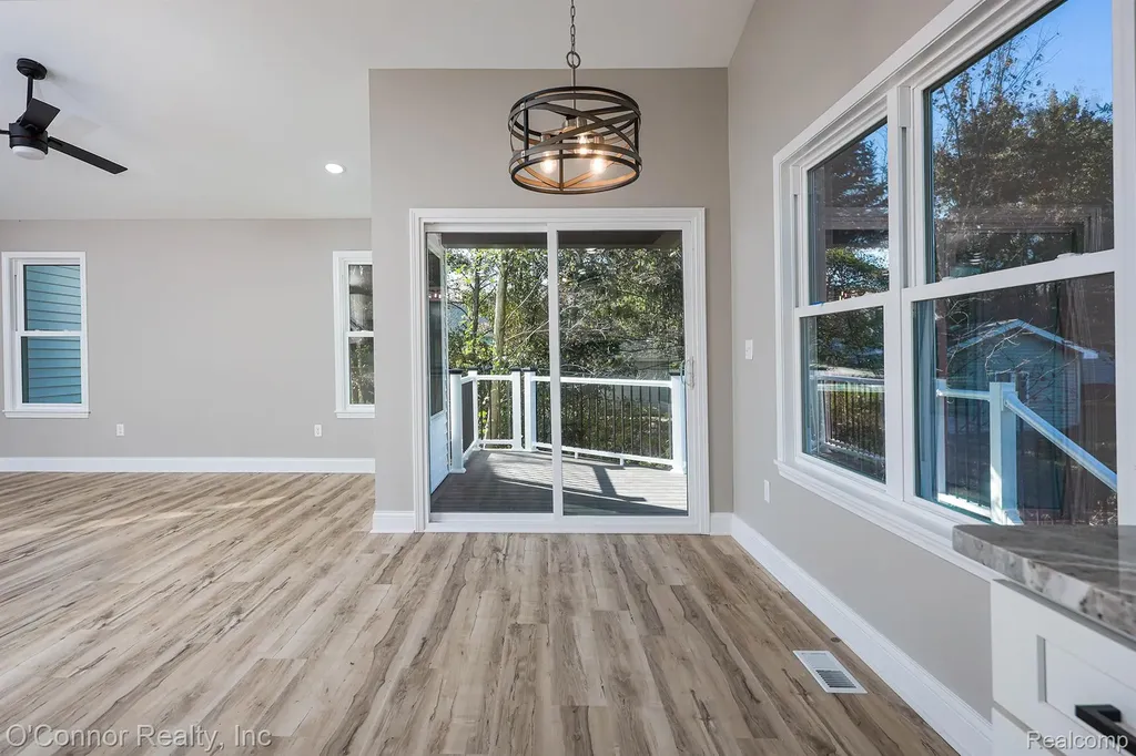2047 Edward Lane East Kimball Township MI 48074