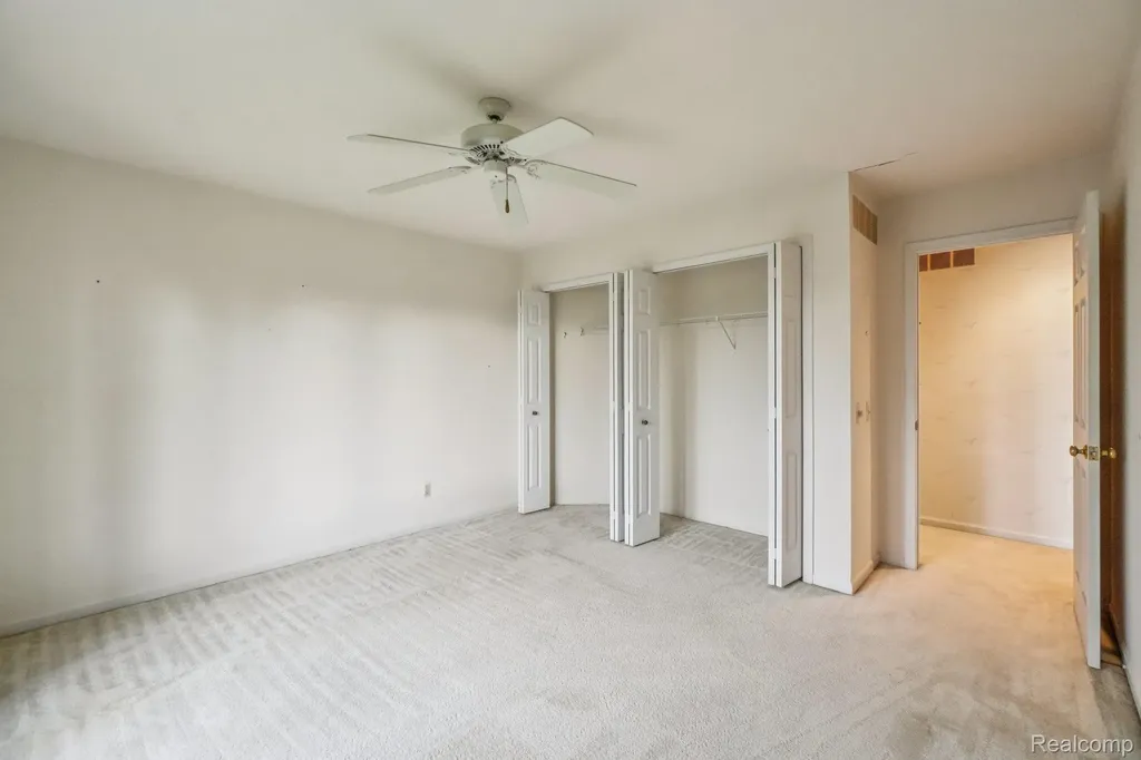 3388 Loon Lake Court Waterford Charter Township MI 48329