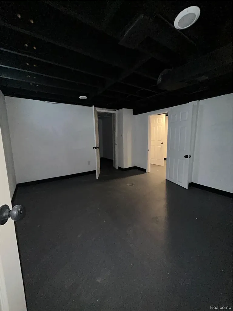 15730 Winthrop Detroit City MI 48227