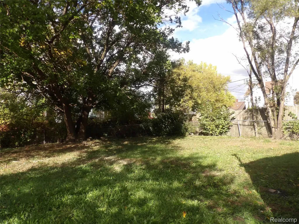 11035 Portlance Street Detroit City MI 48205