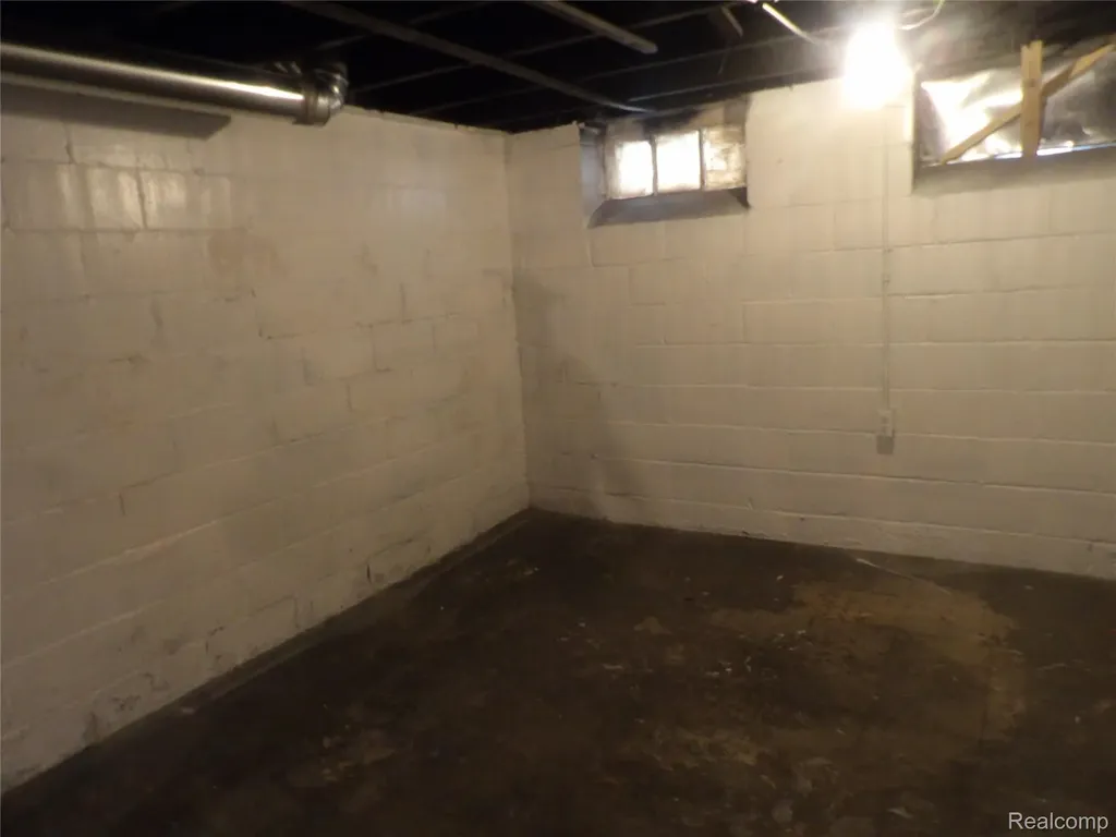 11035 Portlance Street Detroit City MI 48205