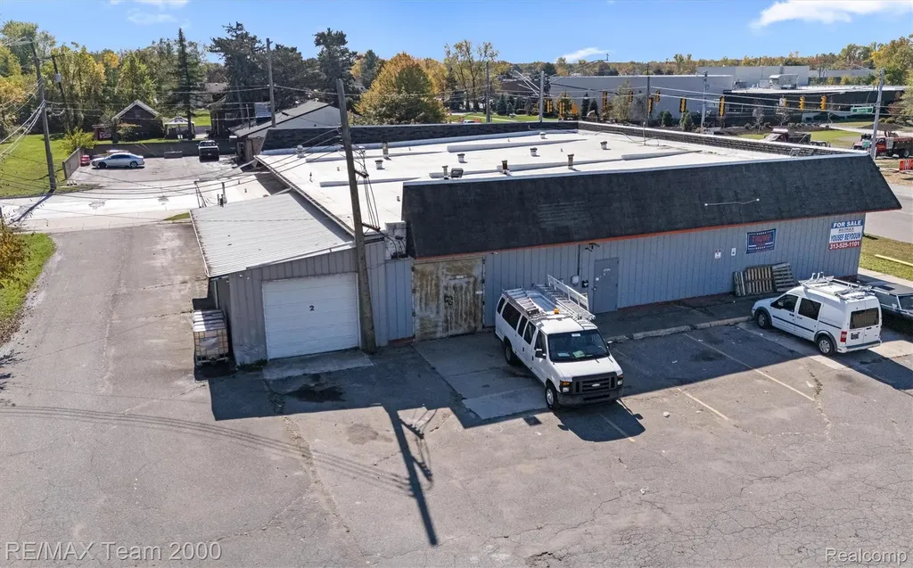 6397 Middlebelt Road Romulus City MI 48174