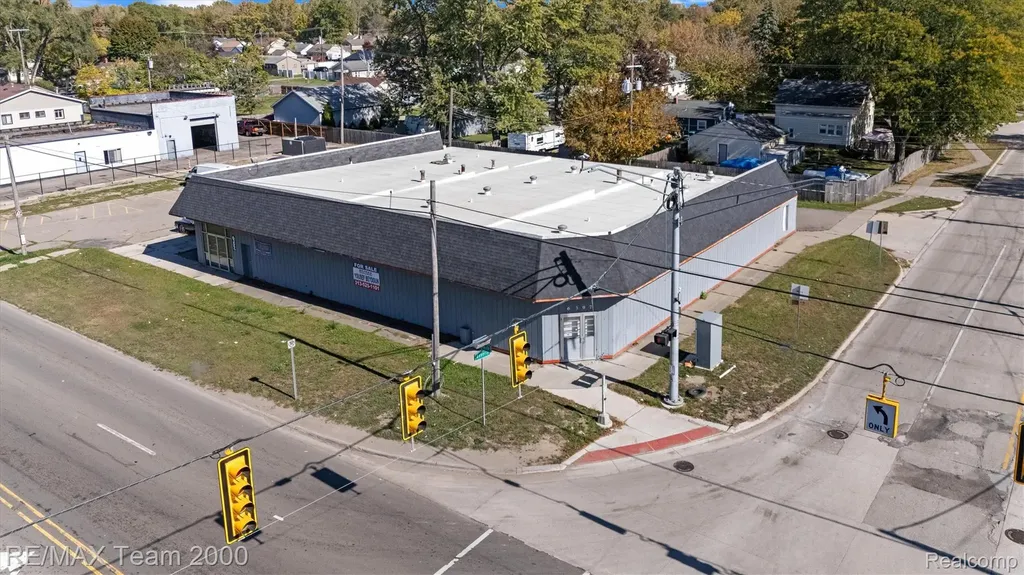 6397 Middlebelt Road Romulus City MI 48174