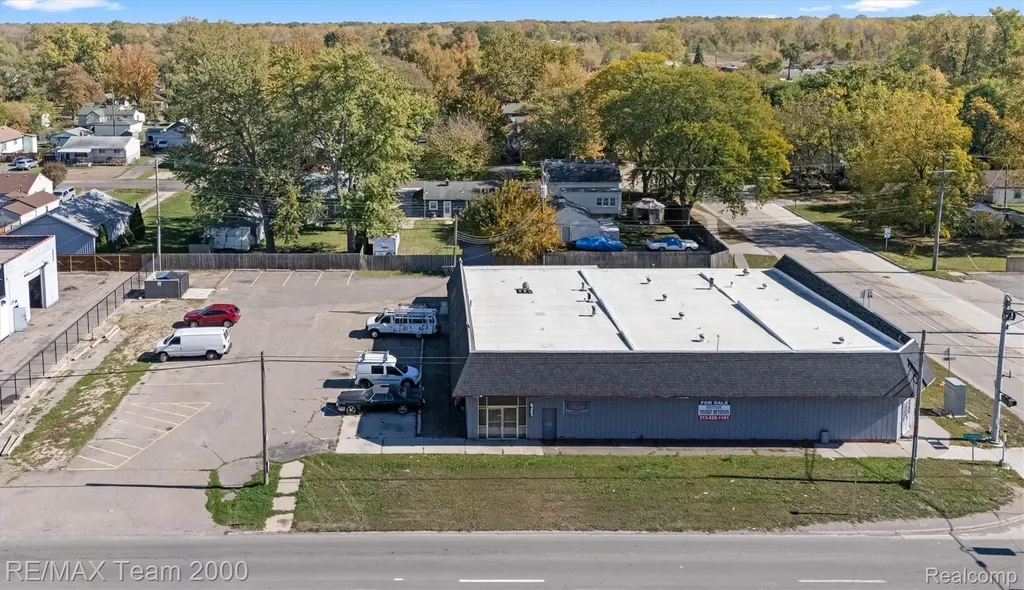 6397 Middlebelt Road Romulus City MI 48174