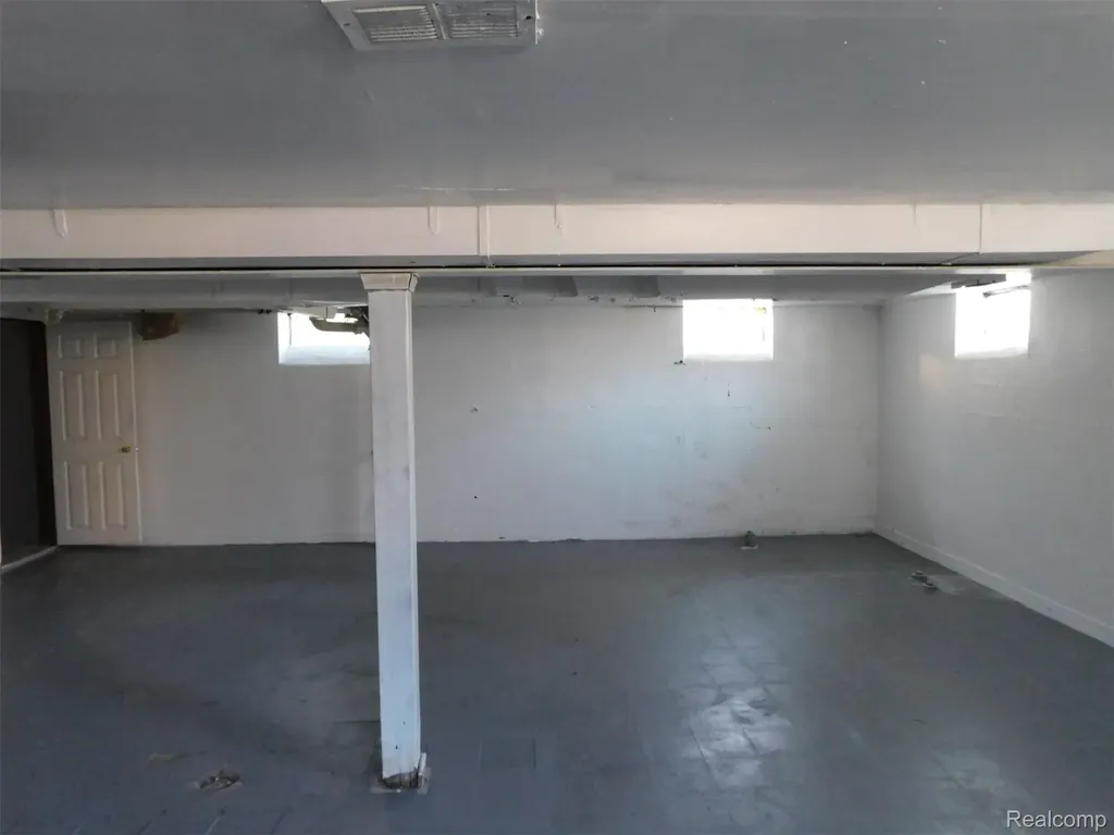11539 Lakepointe Street Detroit City MI 48224