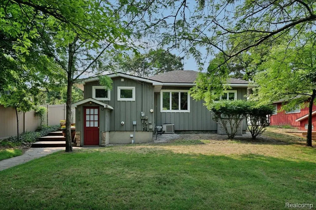 9515 Point Charities Avenue Caseville Township MI 48755