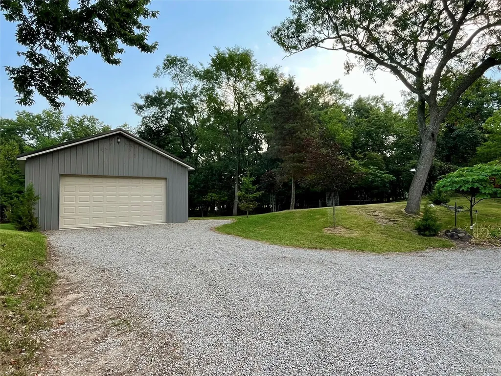 9515 Point Charities Avenue Caseville Township MI 48755